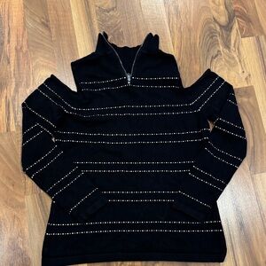 Absolutely Creative Worldwide Black and White Striped Turtleneck Sweater